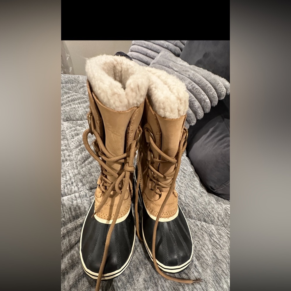 Sorel waterproof winter womens boots